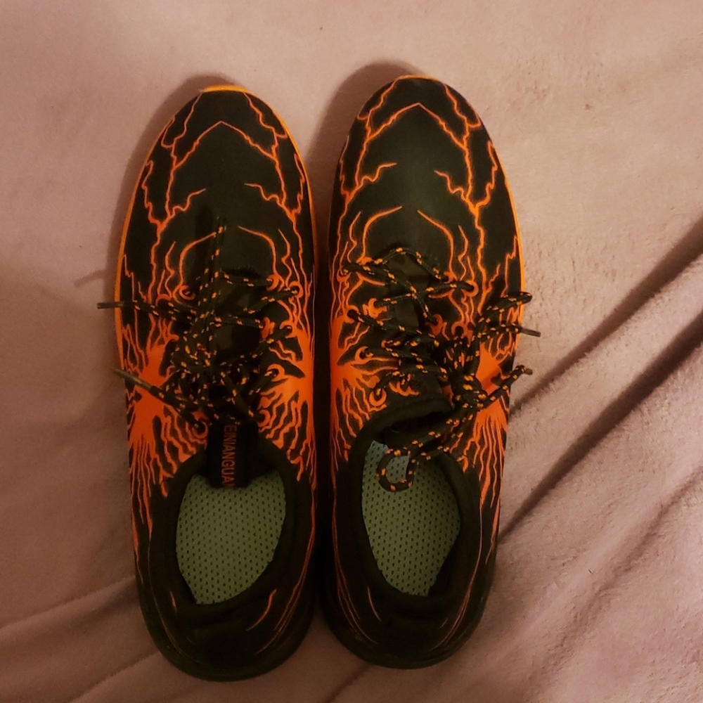 Brand new tennis shoes